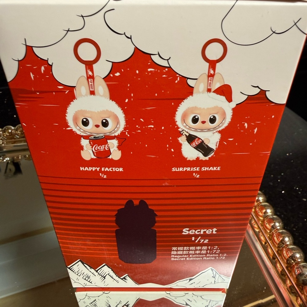 Coca Cola Labubu - Picture 5 of 7